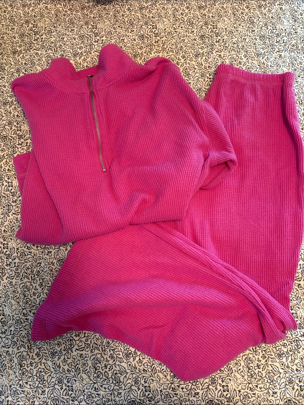Women’s Fuchsia Ribbed Knit Zip-Front Jogger Set